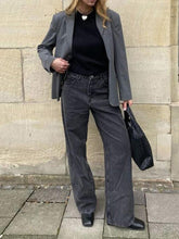 Mid Waist Loose Fit Jeans